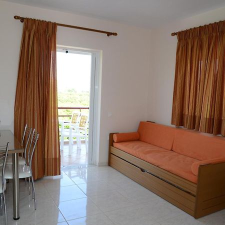 Maria'S Filoxenia Suites Drepano  Екстериор снимка
