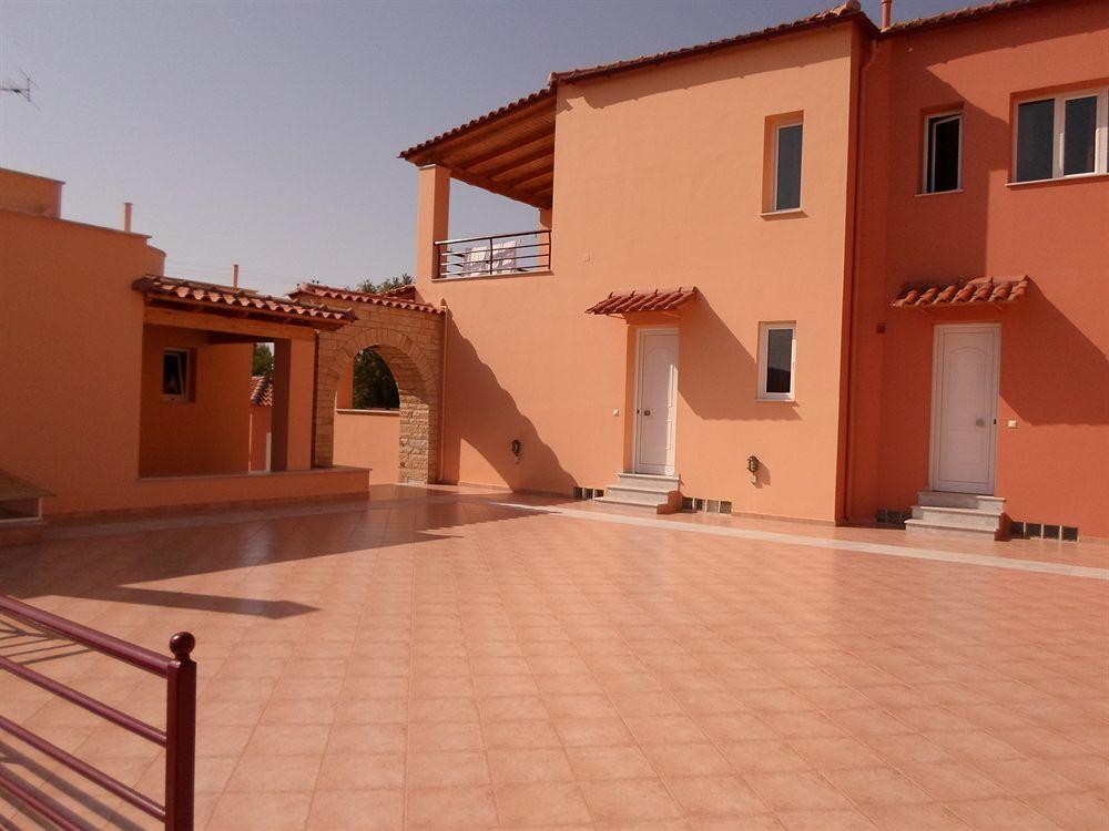 Maria'S Filoxenia Suites Drepano  Екстериор снимка