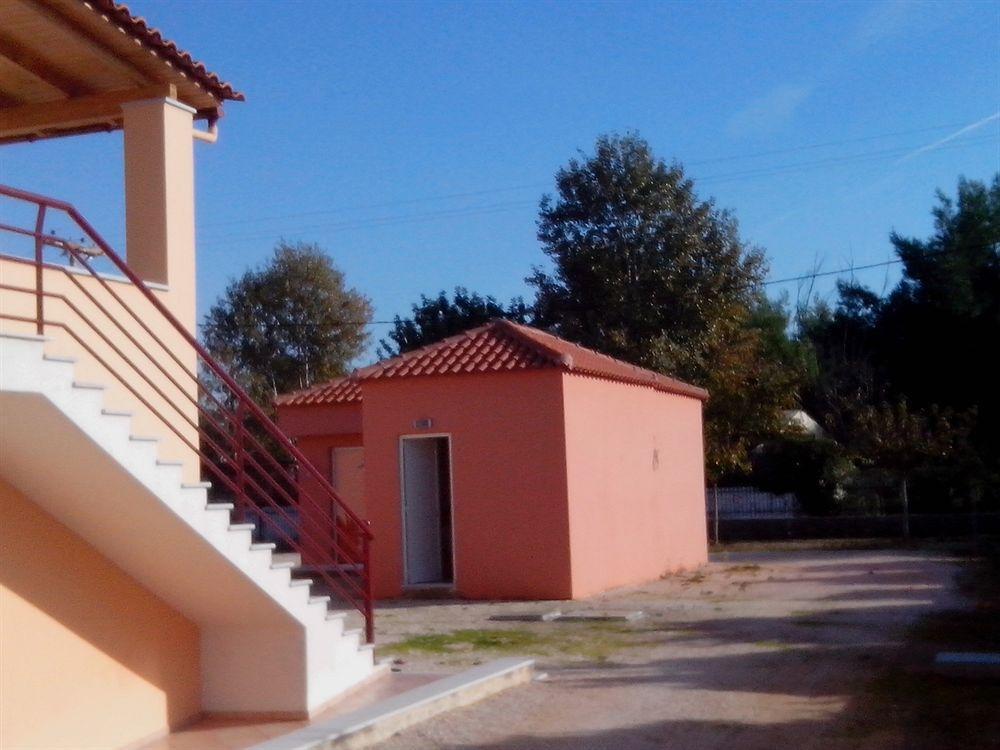 Maria'S Filoxenia Suites Drepano  Екстериор снимка