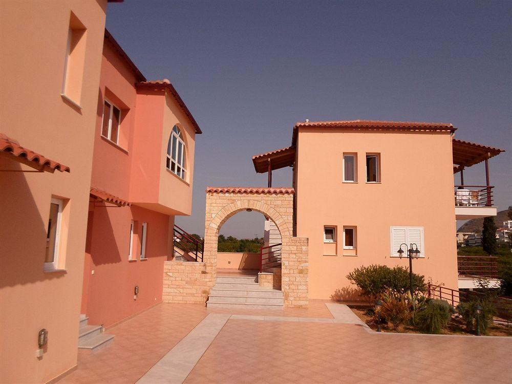 Maria'S Filoxenia Suites Drepano  Екстериор снимка