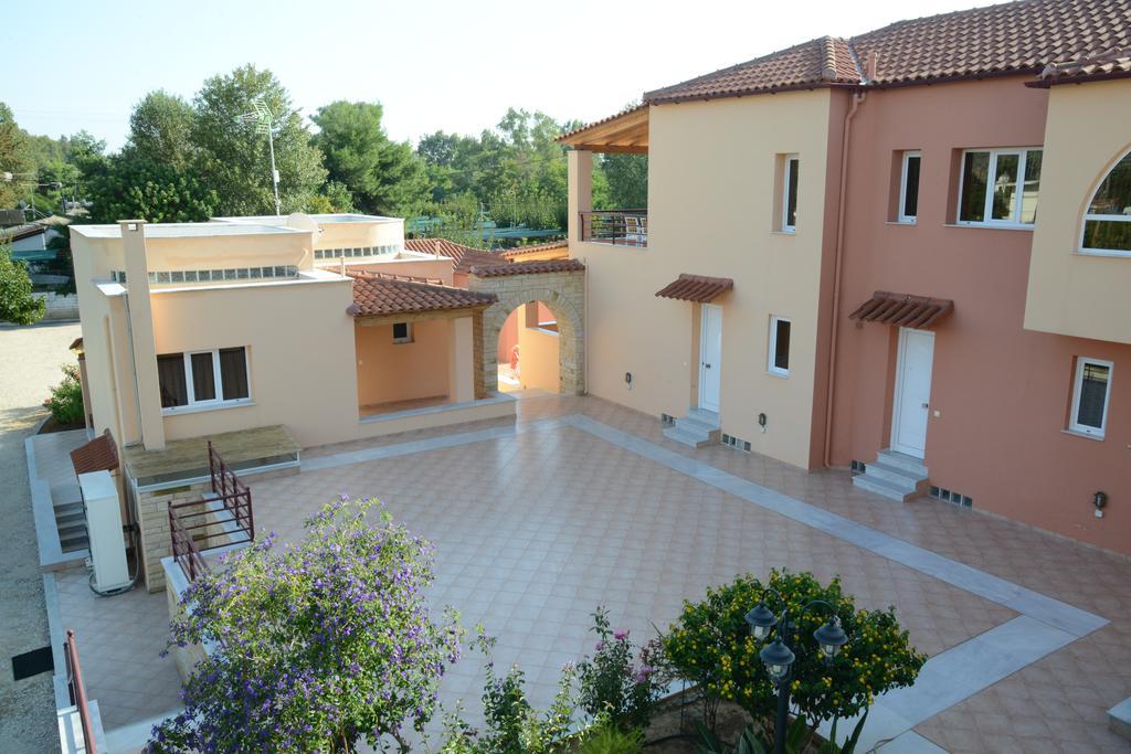 Maria'S Filoxenia Suites Drepano  Екстериор снимка